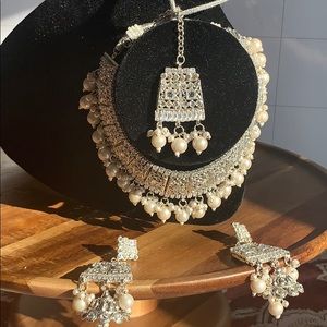 Silver Artificial set